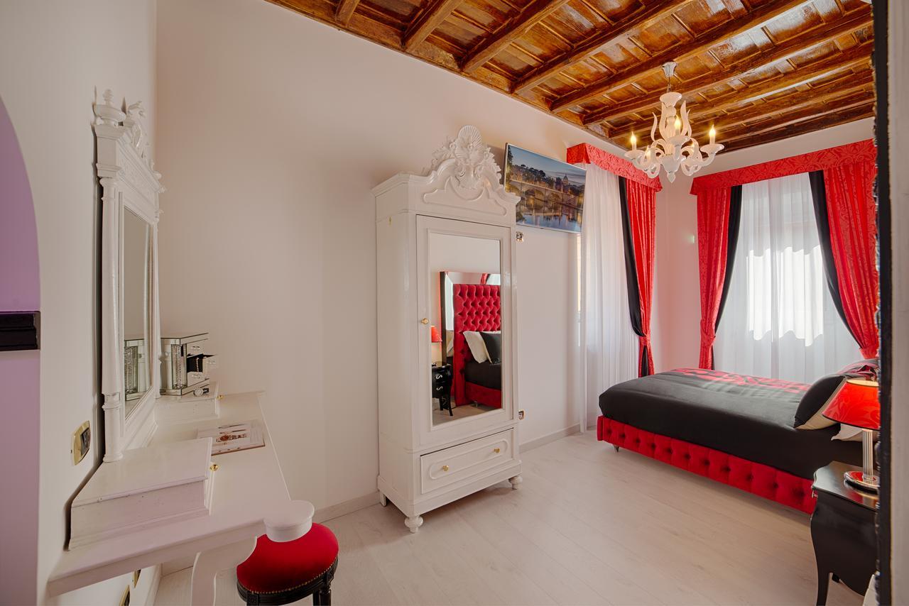 Spanish Steps Amazing Apartment โรม ภายนอก รูปภาพ
